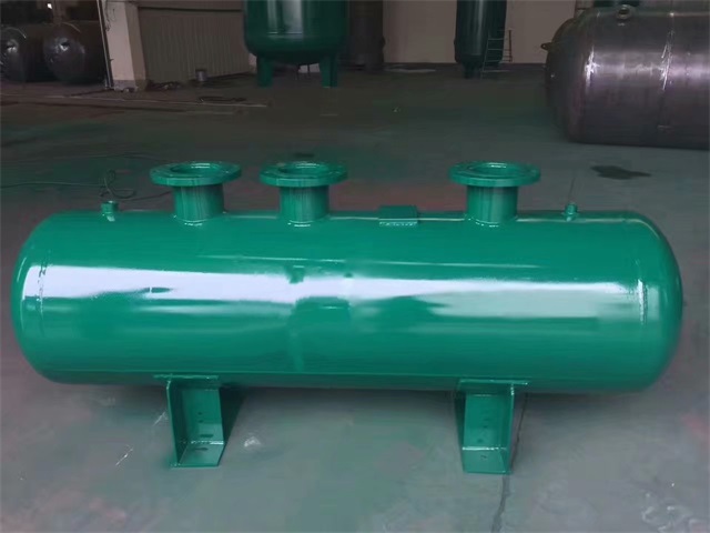 1679991473376569.jpeg 都安都安都安蒸汽分气缸1.jpeg